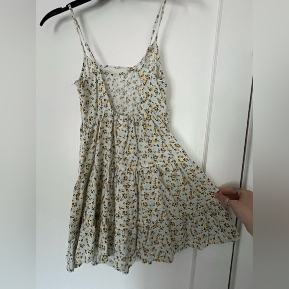 Sundress - Picture 3 of 4